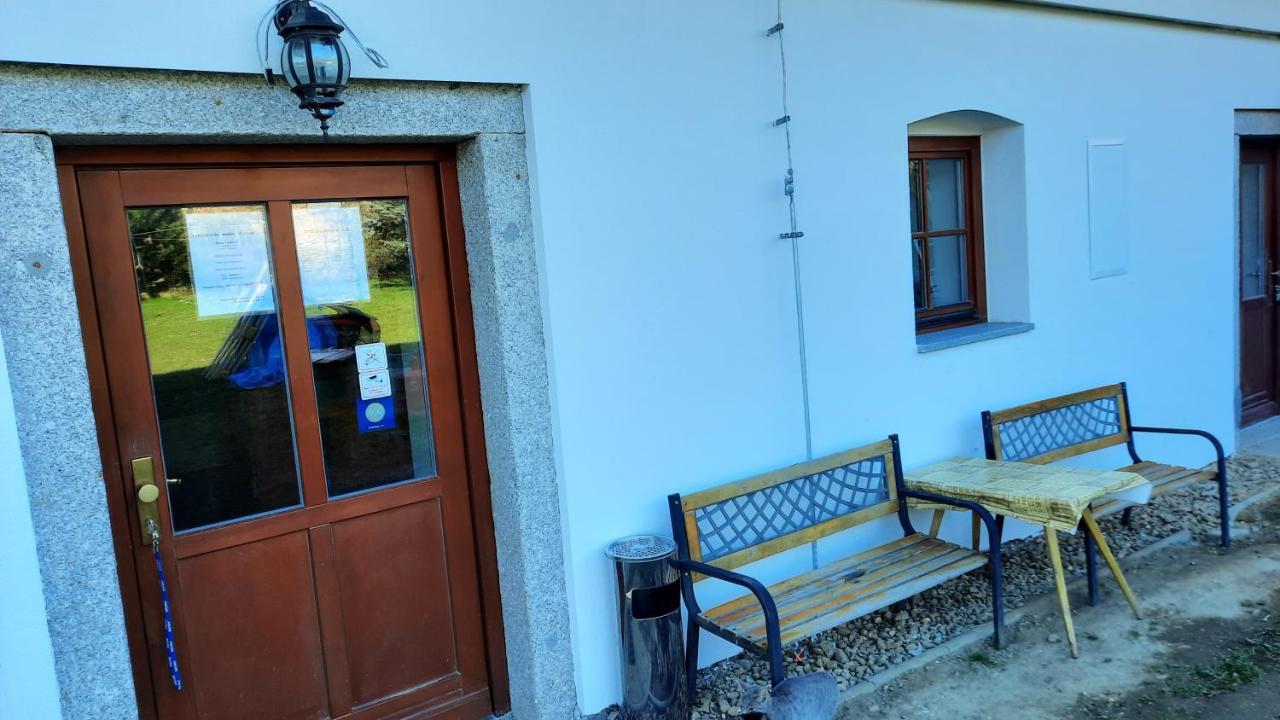 Podkroví v Jihočeském Statku Nemejice Exterior foto